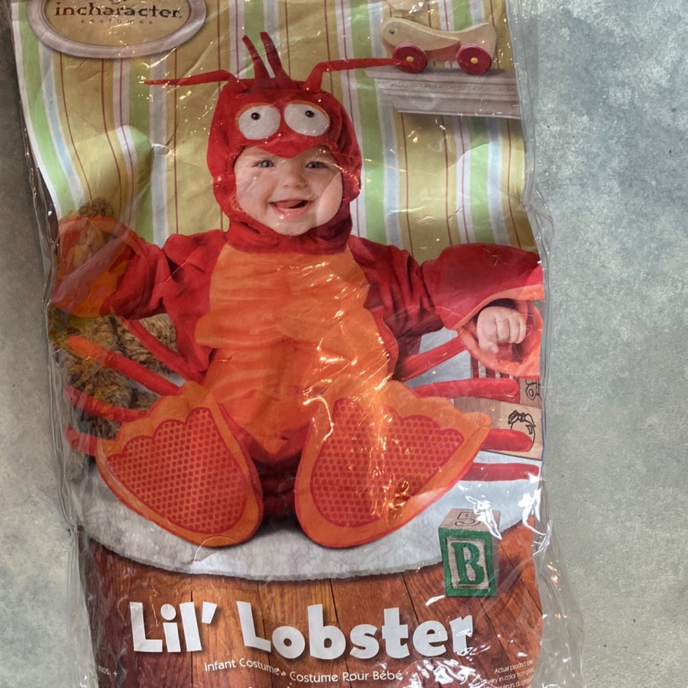 Excellent condition infant lobster costume
